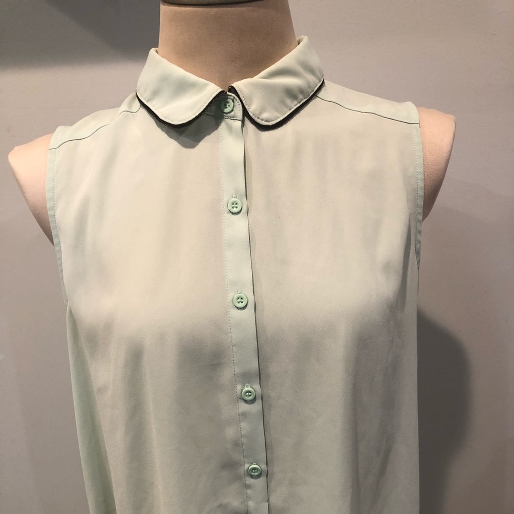 Forever 21 Peter Pan Collar button up